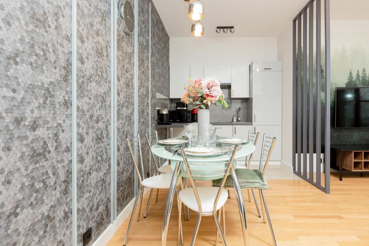 Park Arkadia Apartment With Parking Mokotow By Noclegi Renters Warszawa Zewnętrze zdjęcie